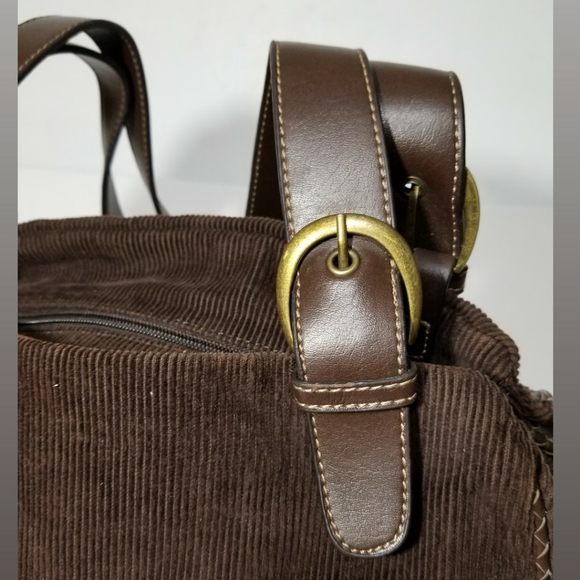 G.H. Bass & Company - Picture 4 of 8